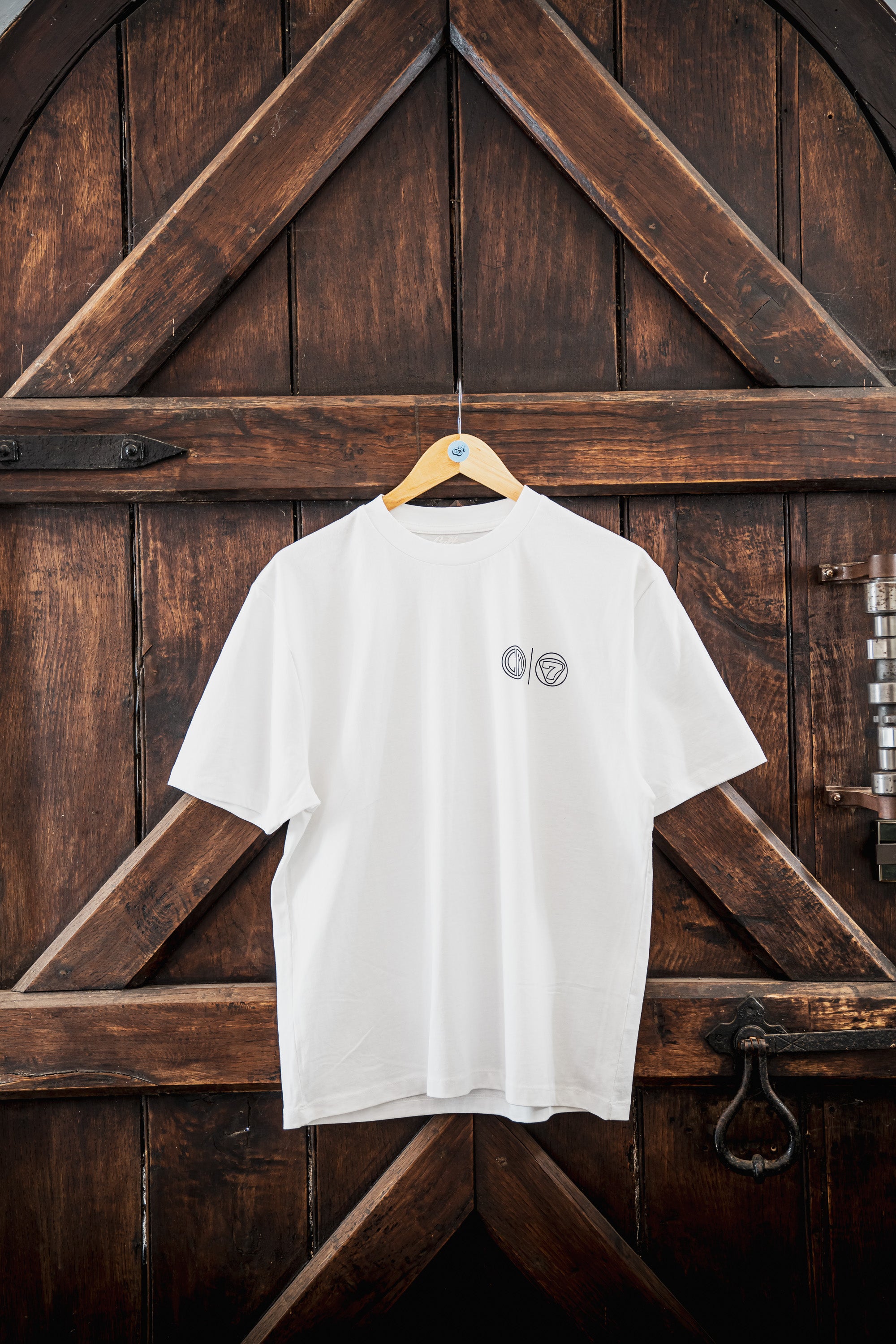 COM X CATERHAM. Tee. White