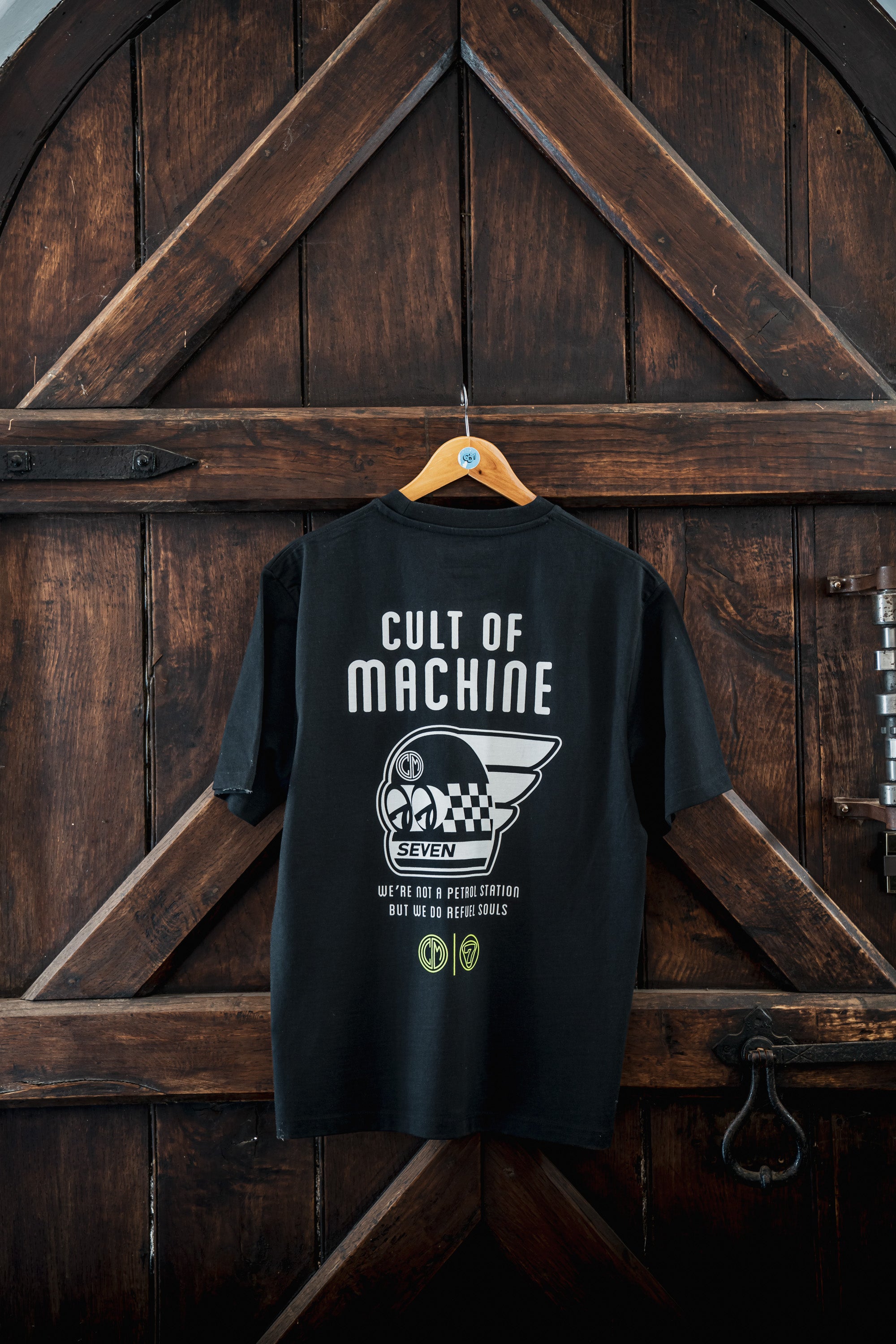 COM X CATERHAM. Tee. Black