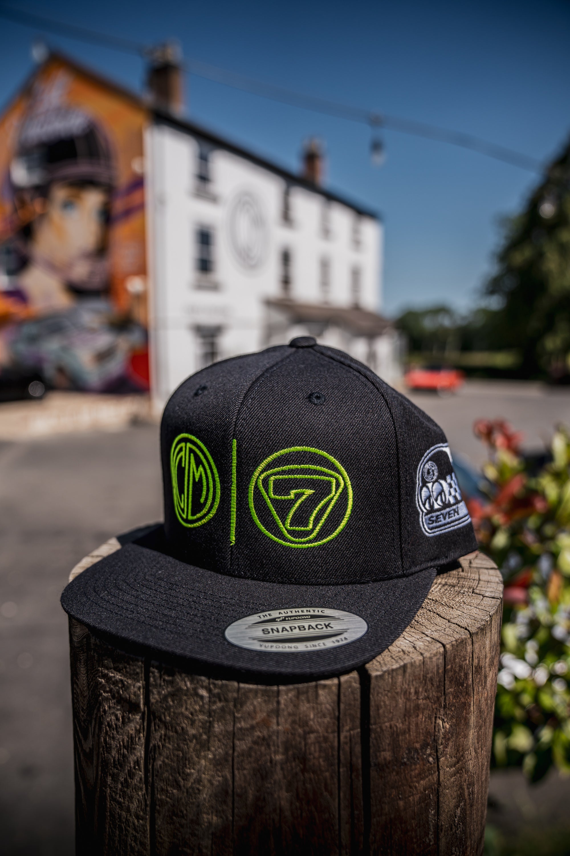 COM X CATERHAM. Snapback Cap. Black