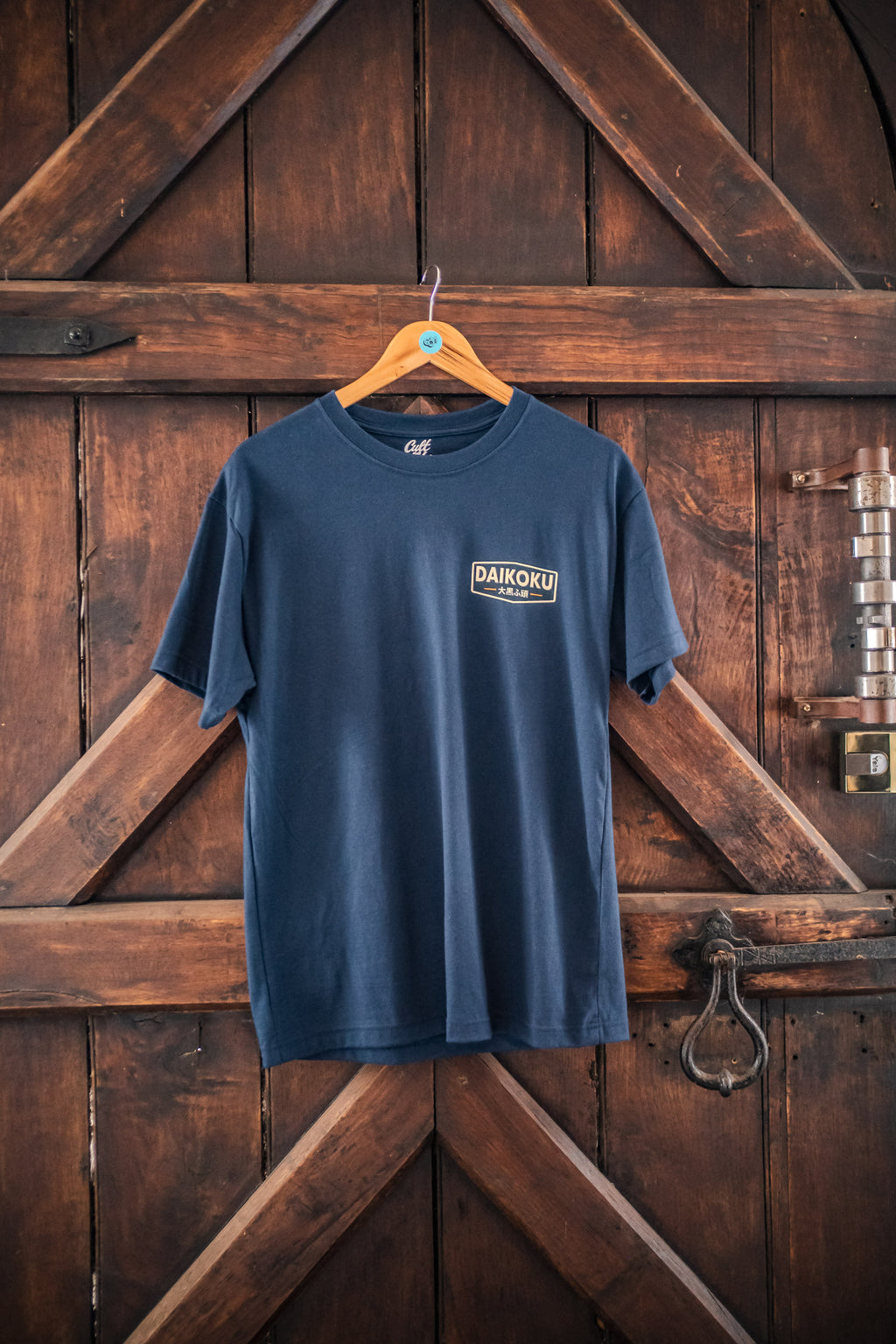 Daikoku.Navy Tee.